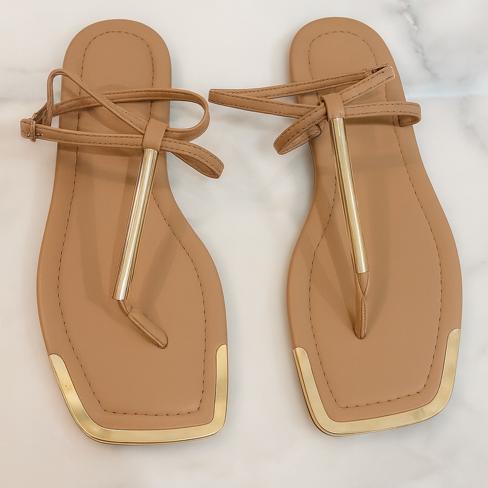 Dolce Vita Tan Sandals with Gold Detailing